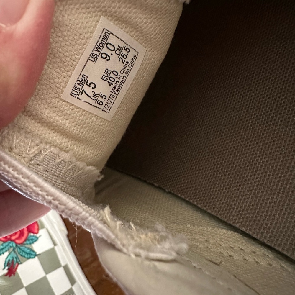 Vans Women's Leather Floral Checkered Slip-On Sneakers Size 9 - Picture 3 of 8